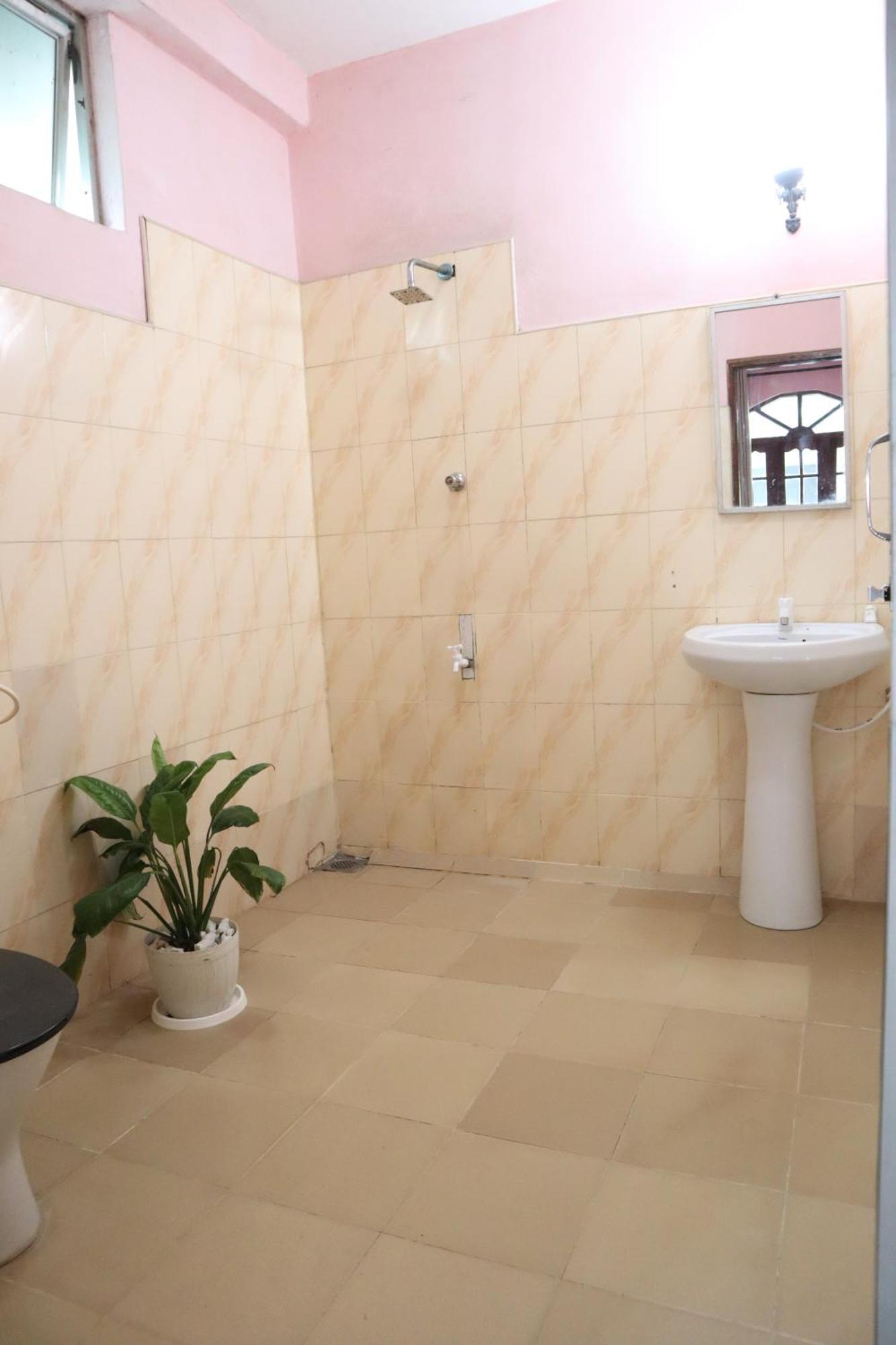 Story House Hotel Negombo Buitenkant foto